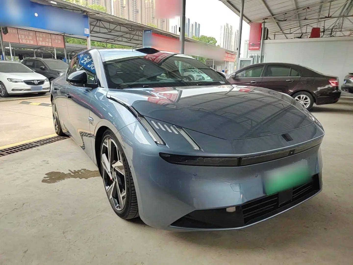 Lynk & Co Z10 2025 95 kWh 702 km All-Wheel Drive Intelligent Driving Ultra — миниатюра 3