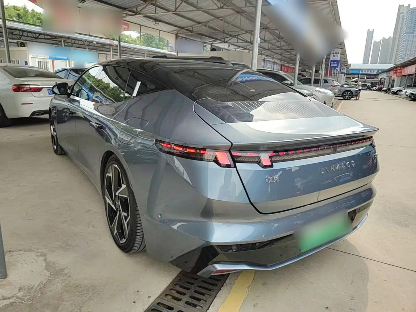 Lynk & Co Z10 2025 95 kWh 702 km All-Wheel Drive Intelligent Driving Ultra — миниатюра 4