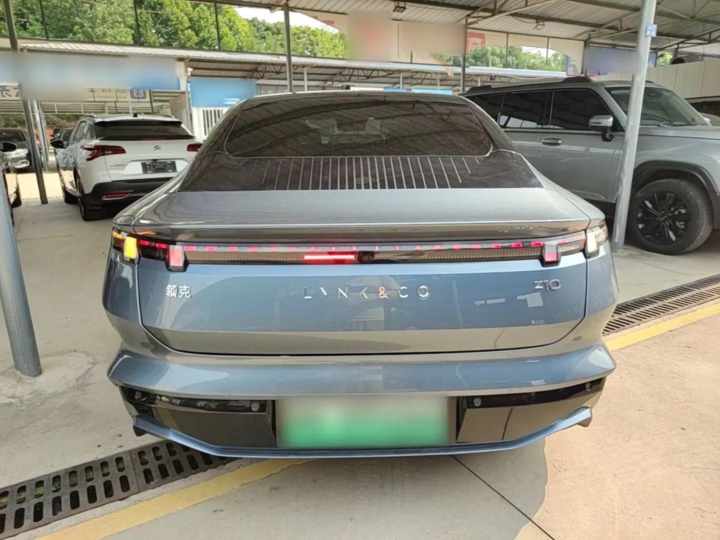 Lynk & Co Z10 2025 95 kWh 702 km All-Wheel Drive Intelligent Driving Ultra — миниатюра 5