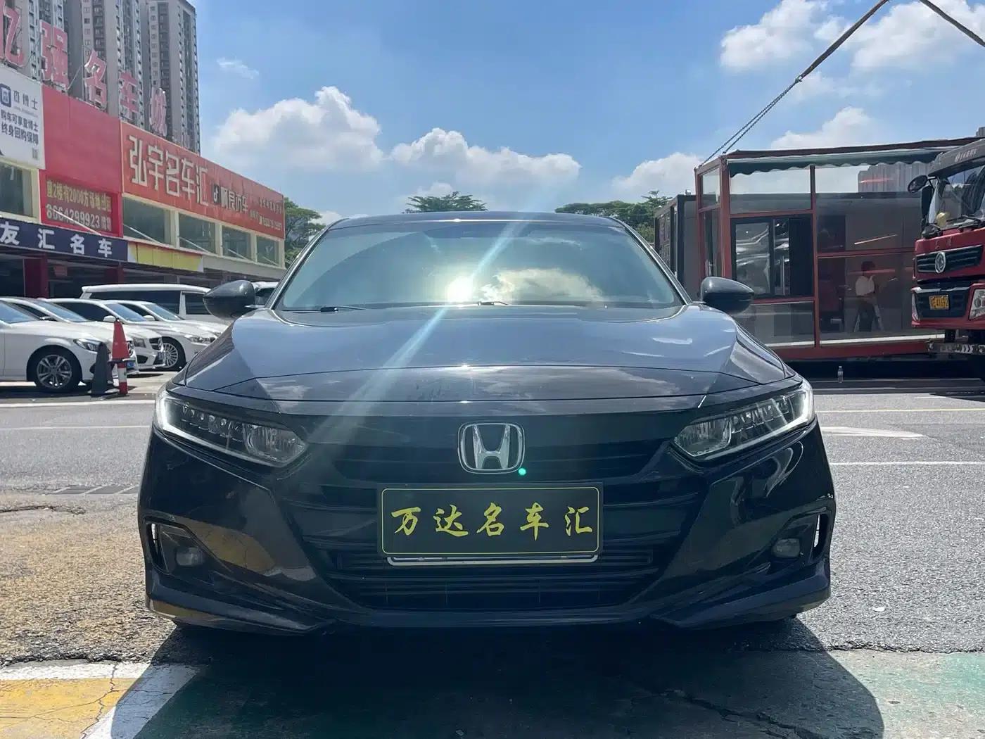2022 Honda Accord 260TURBO Luxury Edition — миниатюра 2
