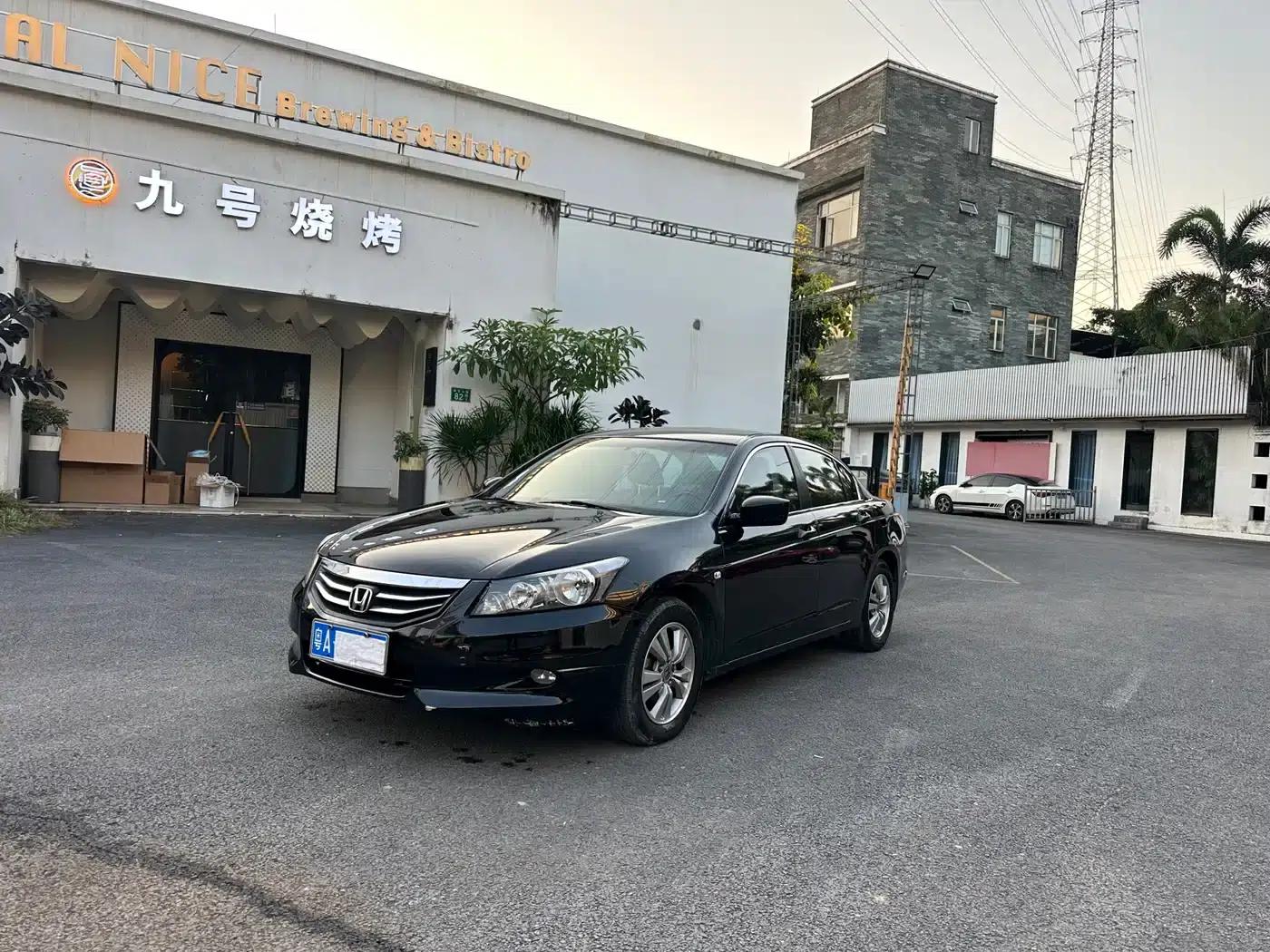 Accord 2011 2.0L EX — миниатюра 1