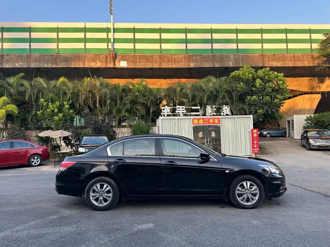 Accord 2011 2.0L EX — миниатюра 4