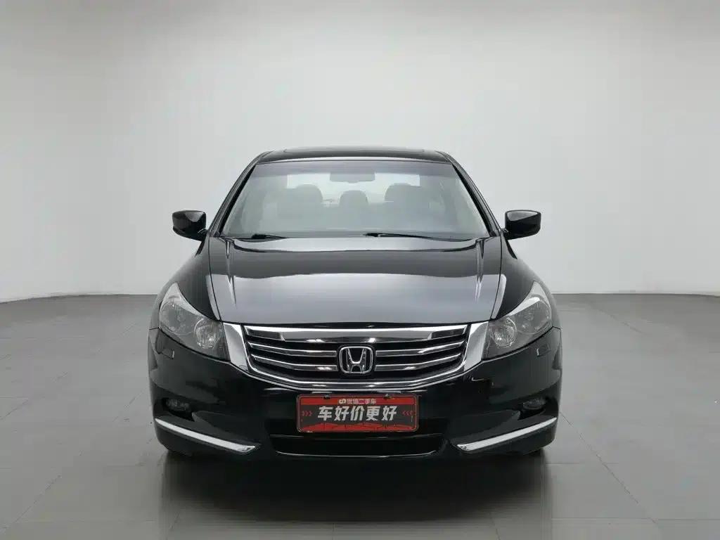2013 Honda Accord 2.0L SE — миниатюра 3