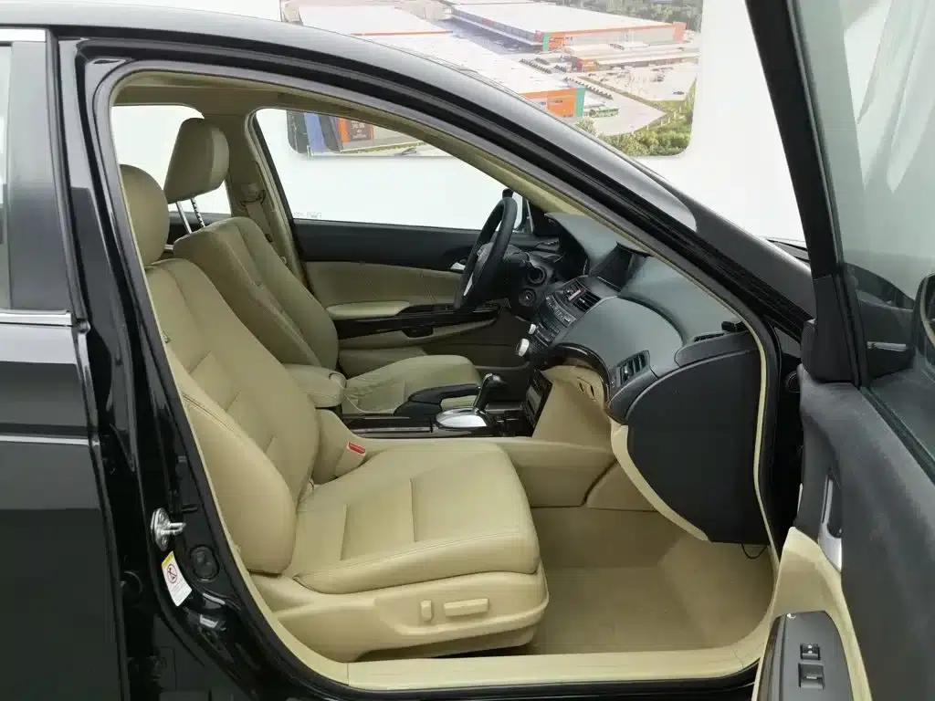 2013 Honda Accord 2.0L SE — миниатюра 23