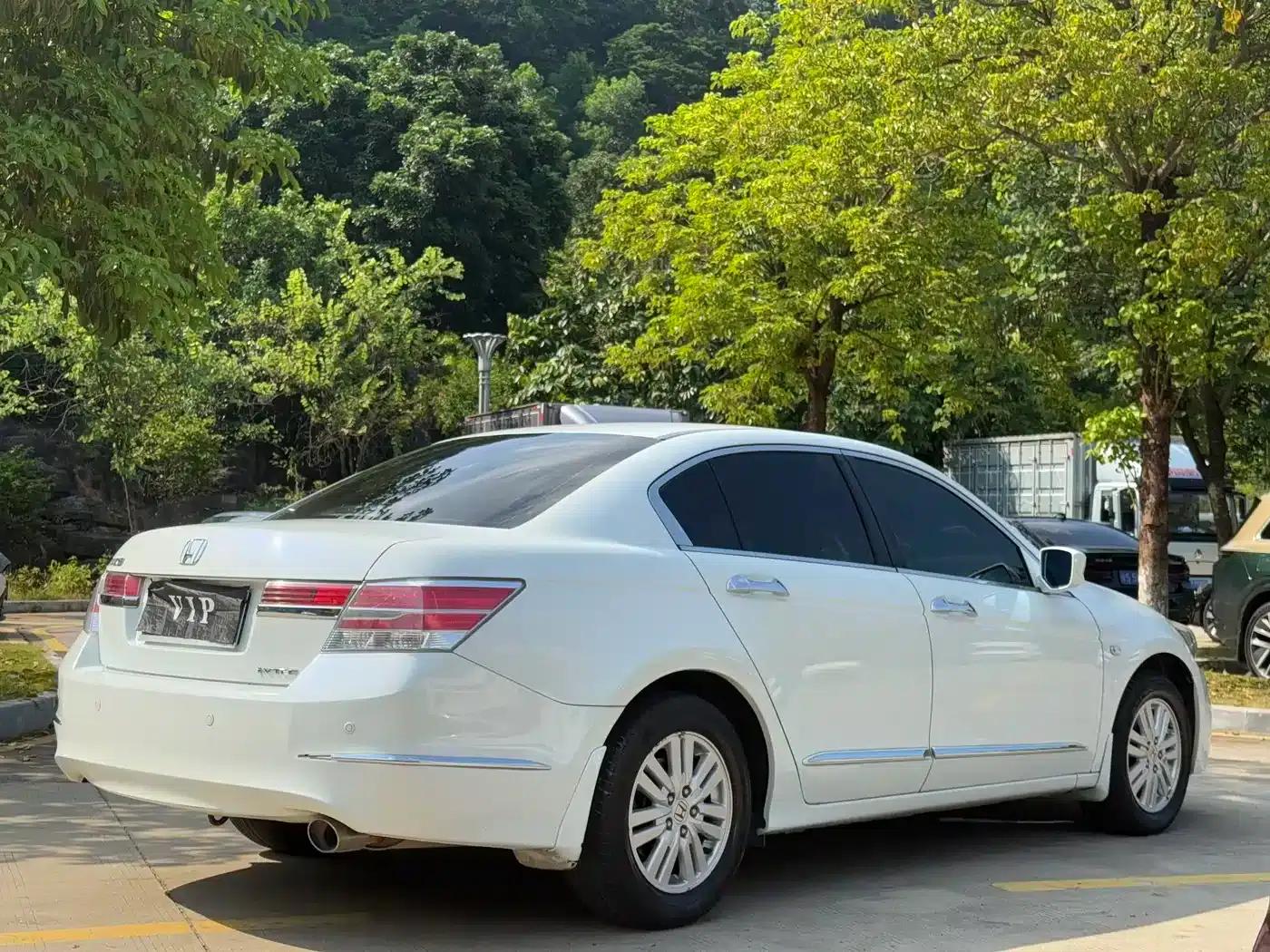 2013 Honda Accord 2.0L SE — миниатюра 4