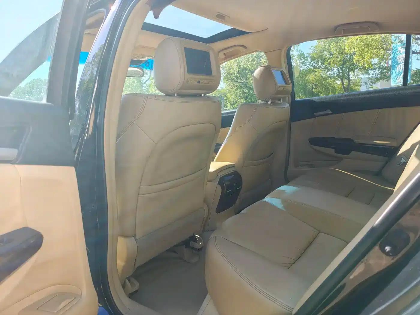 Accord 2010 2.0L EX — миниатюра 13