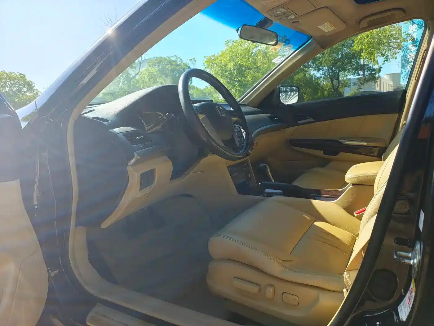 Accord 2010 2.0L EX — миниатюра 7