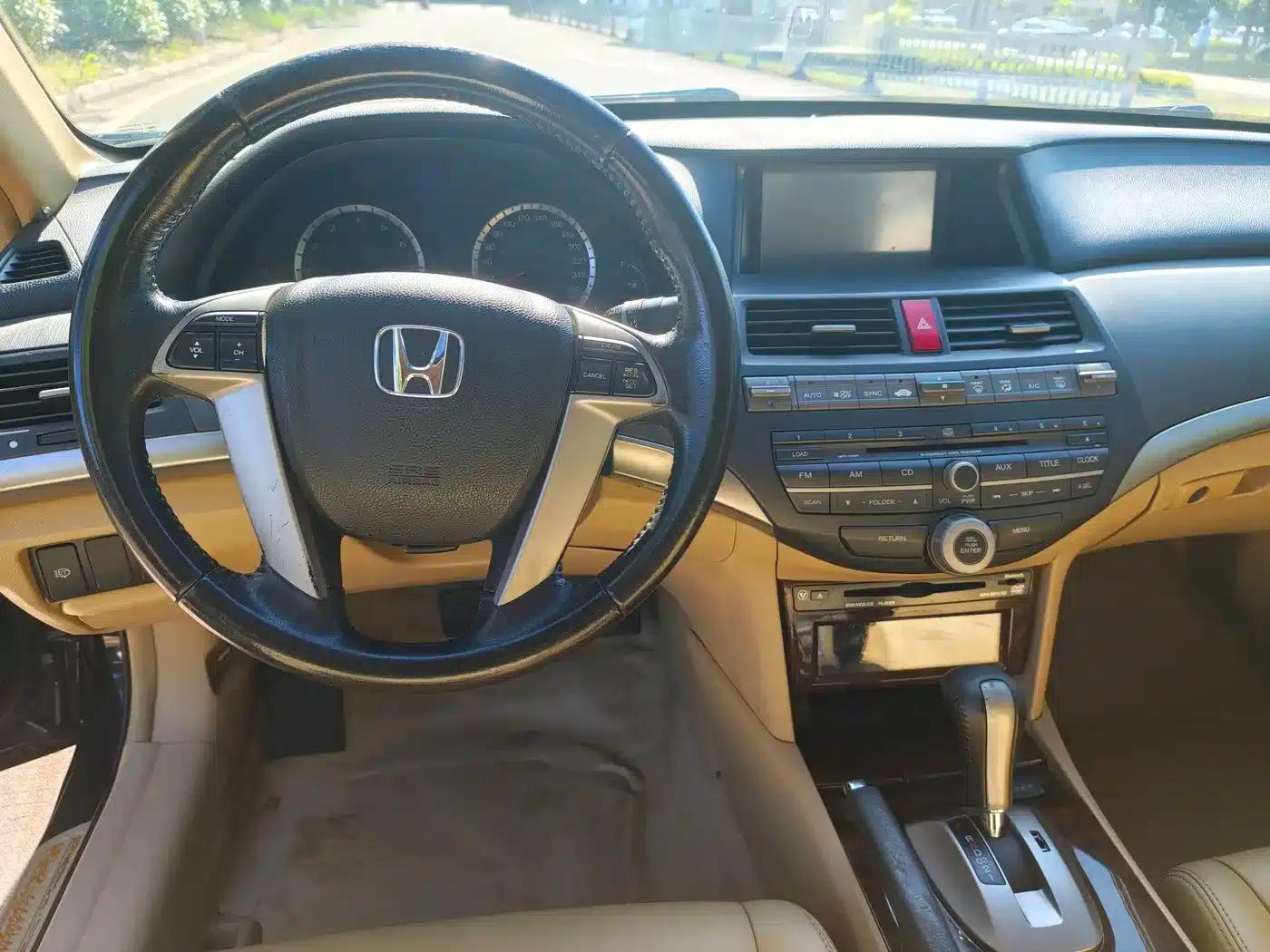 Accord 2010 2.0L EX — миниатюра 9