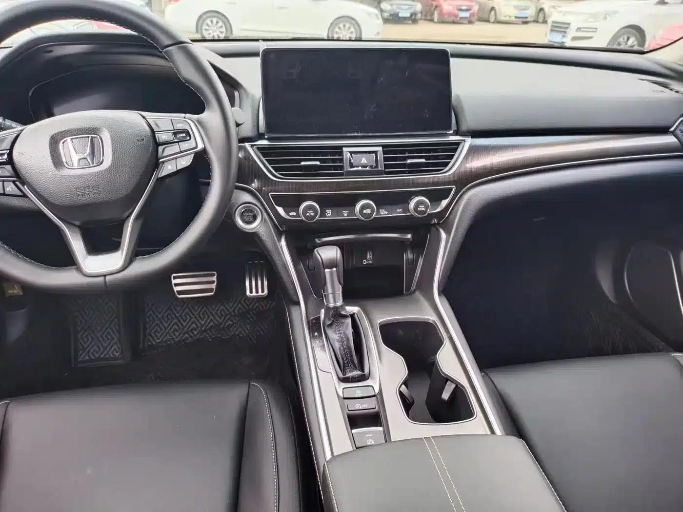 Accord 2022 260TURBO Phantom Night Premium Edition — миниатюра 6