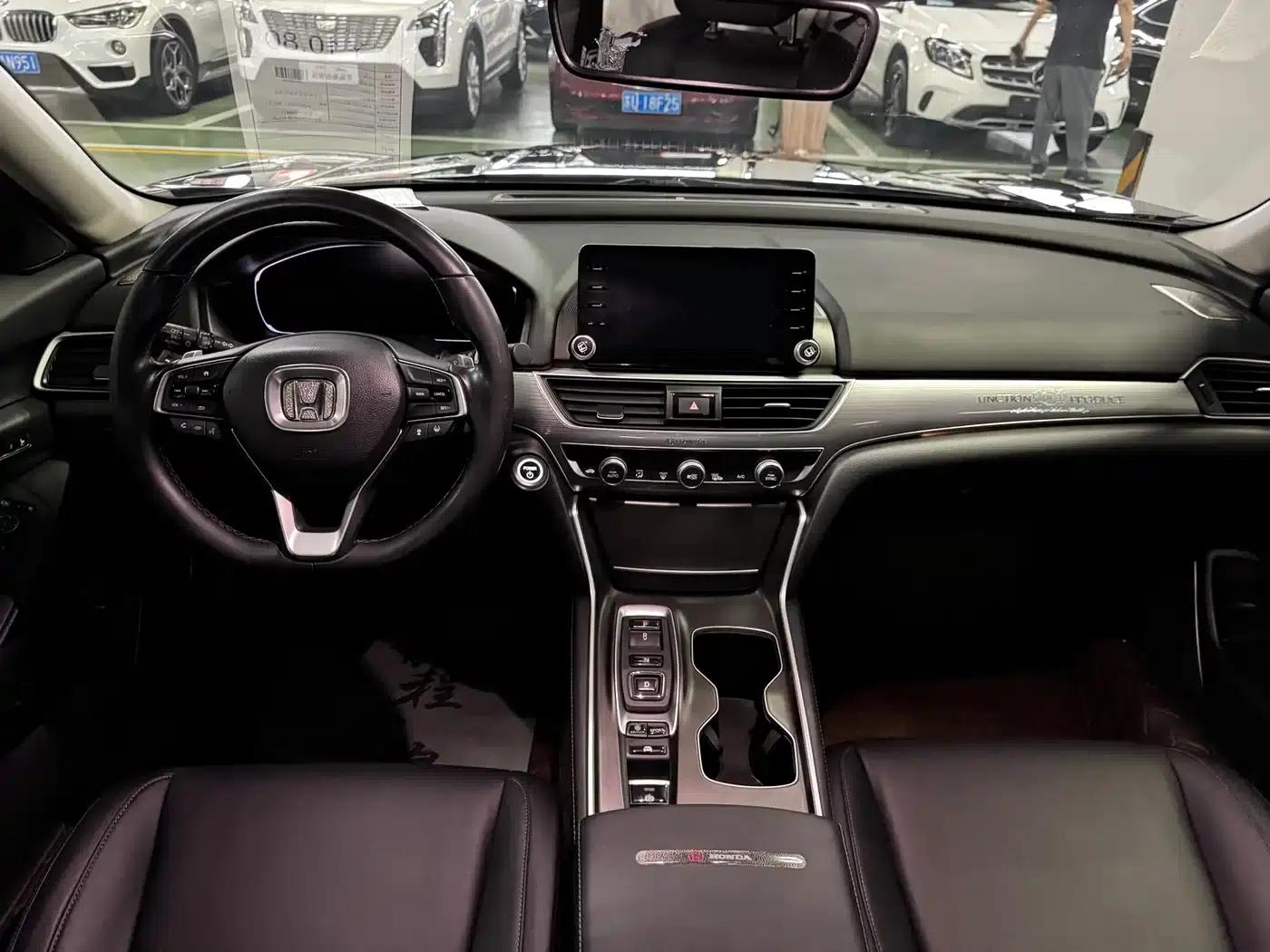 Accord 2021 Hybrid 2.0L Elite Starry Sky Limited Edition — миниатюра 8