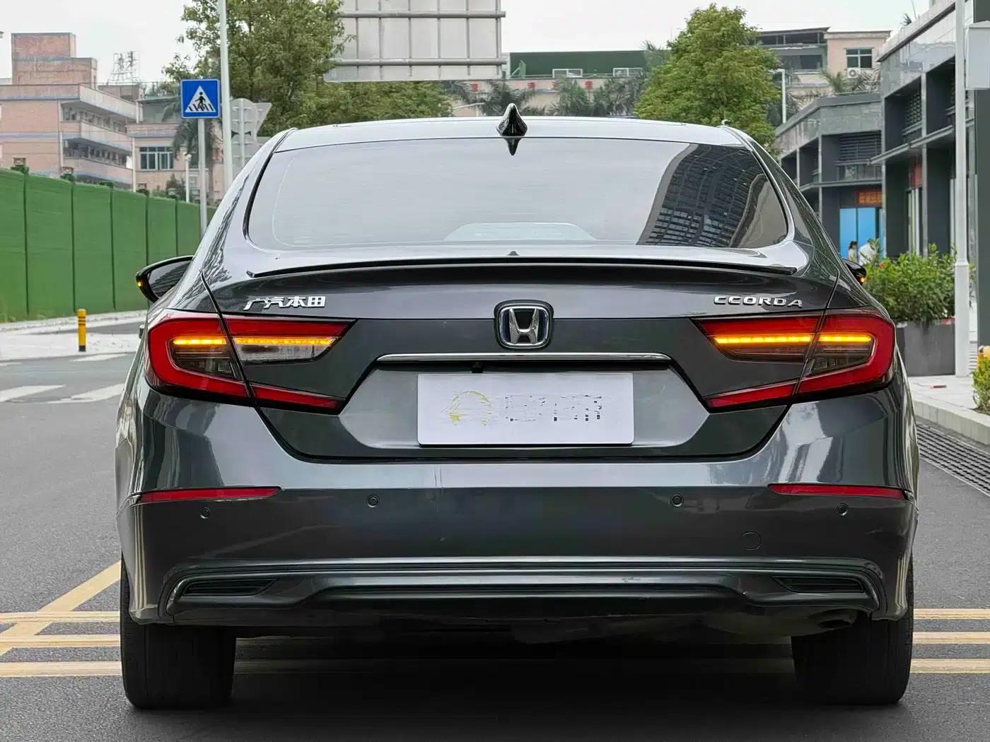 2022 Honda Accord Hybrid 2.0L Phantom Night Edition — миниатюра 7