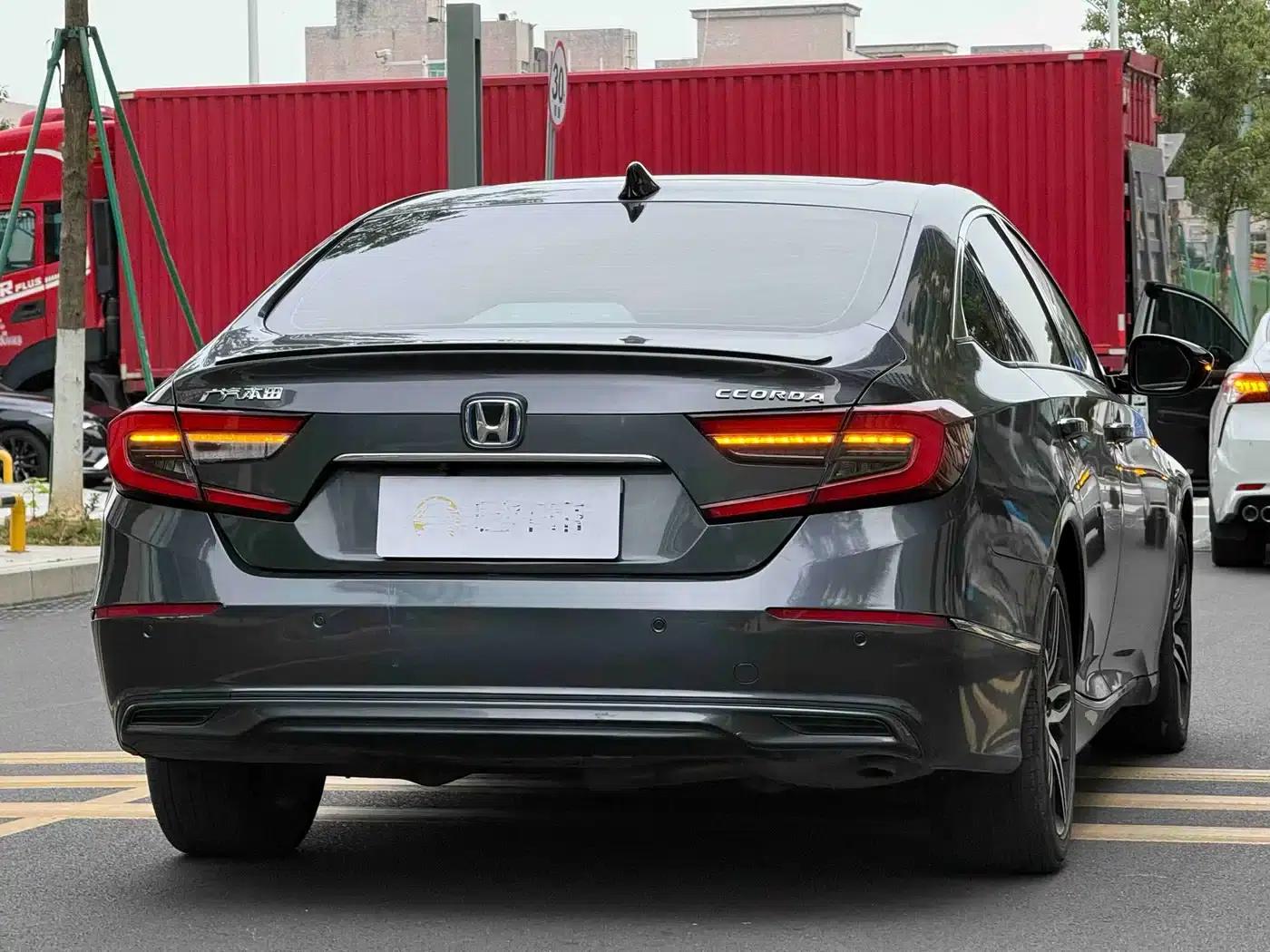 2022 Honda Accord Hybrid 2.0L Phantom Night Edition — миниатюра 8