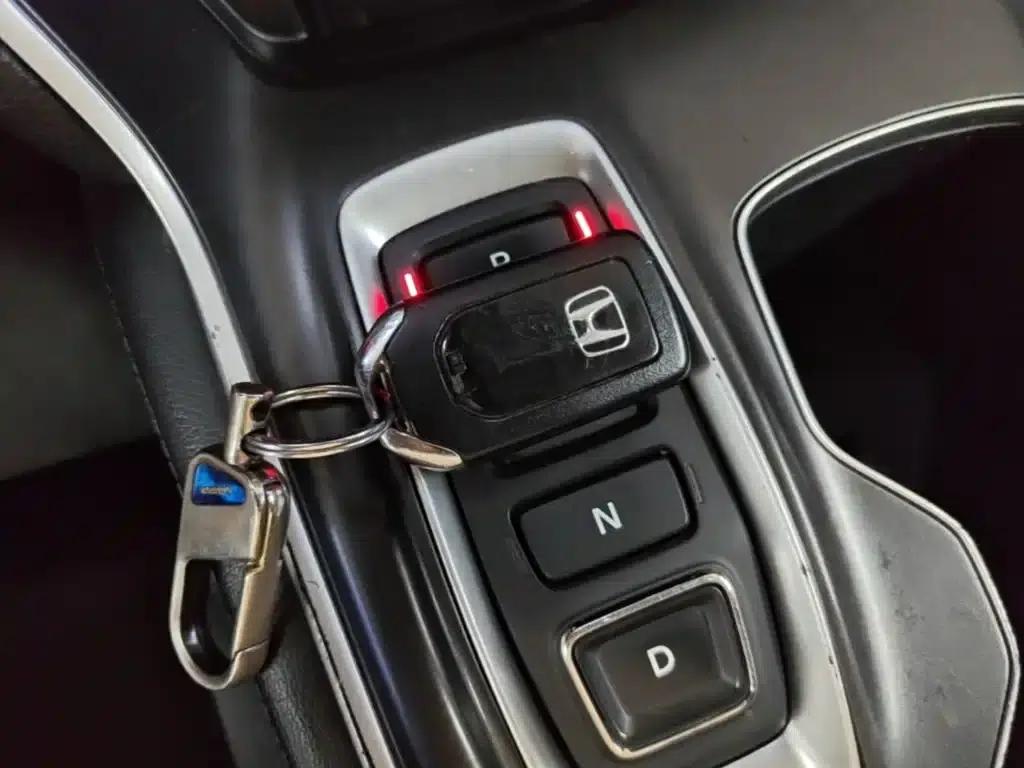 2018 Honda Accord Hybrid 2.0L Sport Edition (China VI Emission Standard) — миниатюра 9