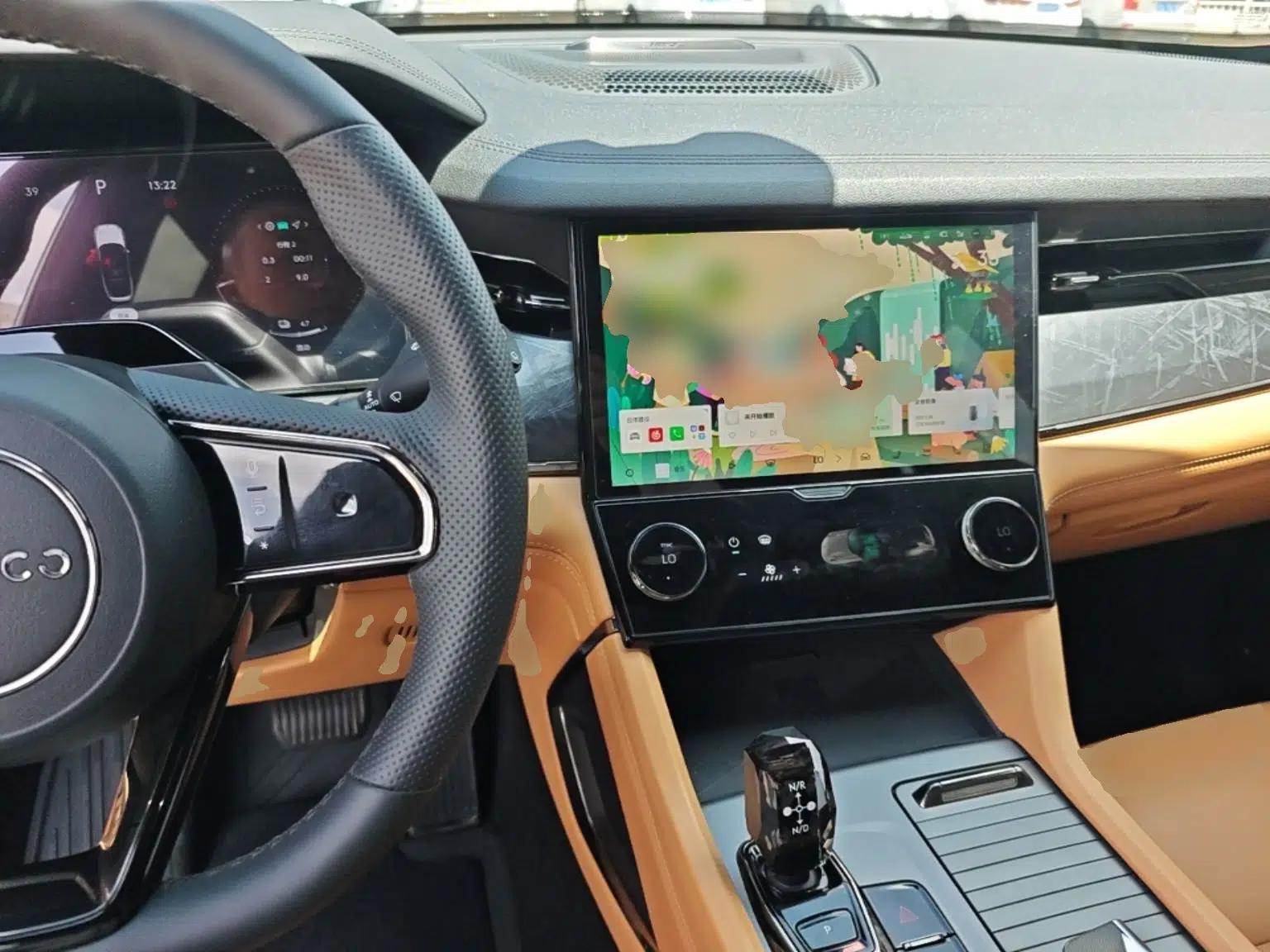 Lynk & Co 09 EM-P 2021 2.0T PHEV Halo Six-Seater — миниатюра 12