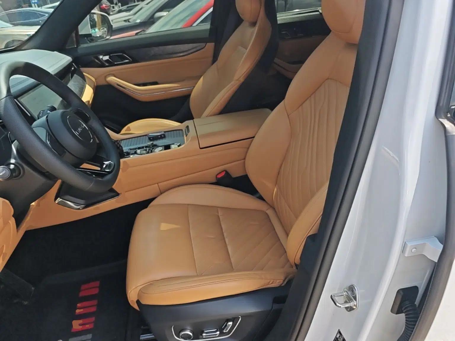 Lynk & Co 09 EM-P 2021 2.0T PHEV Halo Six-Seater — миниатюра 17