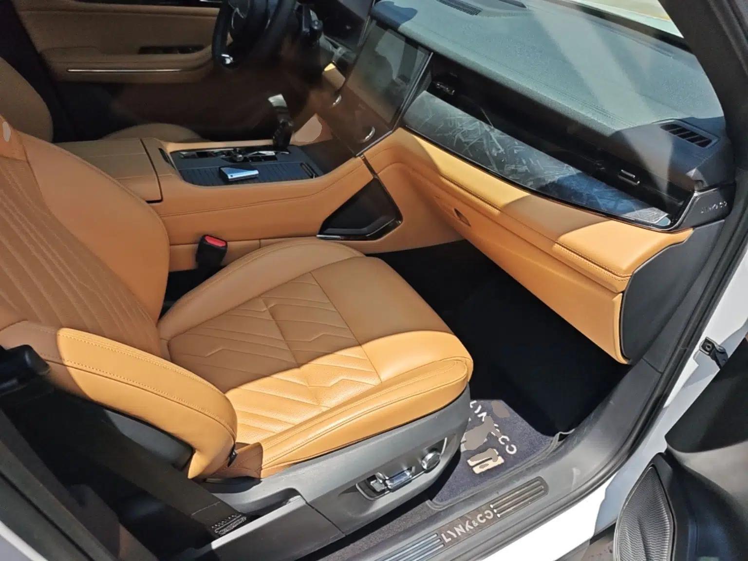 Lynk & Co 09 EM-P 2021 2.0T PHEV Halo Six-Seater — миниатюра 19