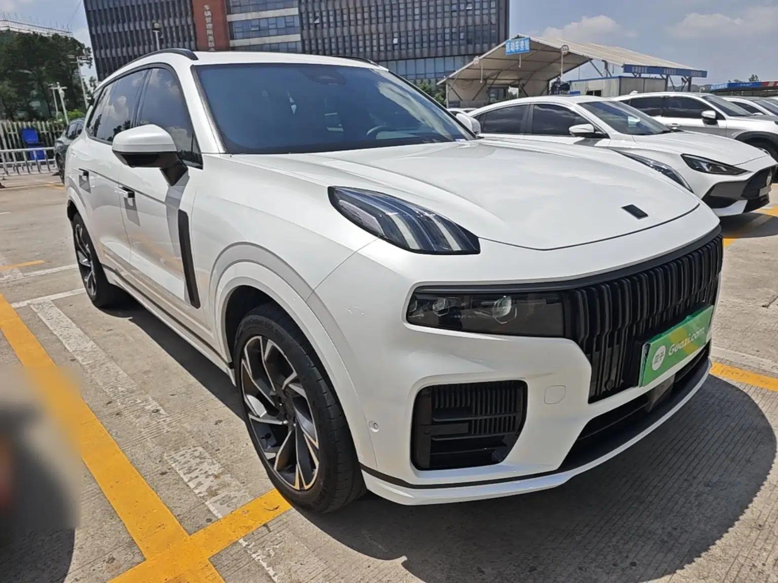 Lynk & Co 09 EM-P 2021 2.0T PHEV Halo Six-Seater — миниатюра 3