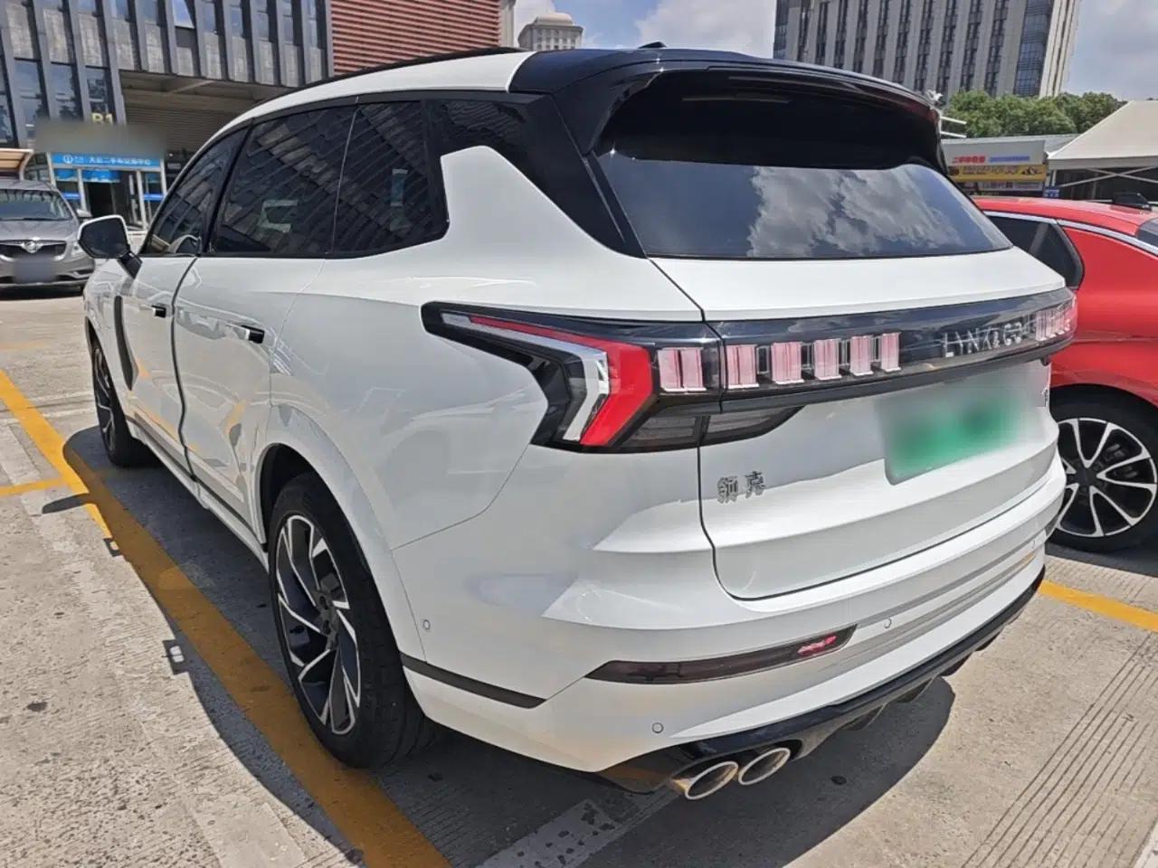 Lynk & Co 09 EM-P 2021 2.0T PHEV Halo Six-Seater — миниатюра 4