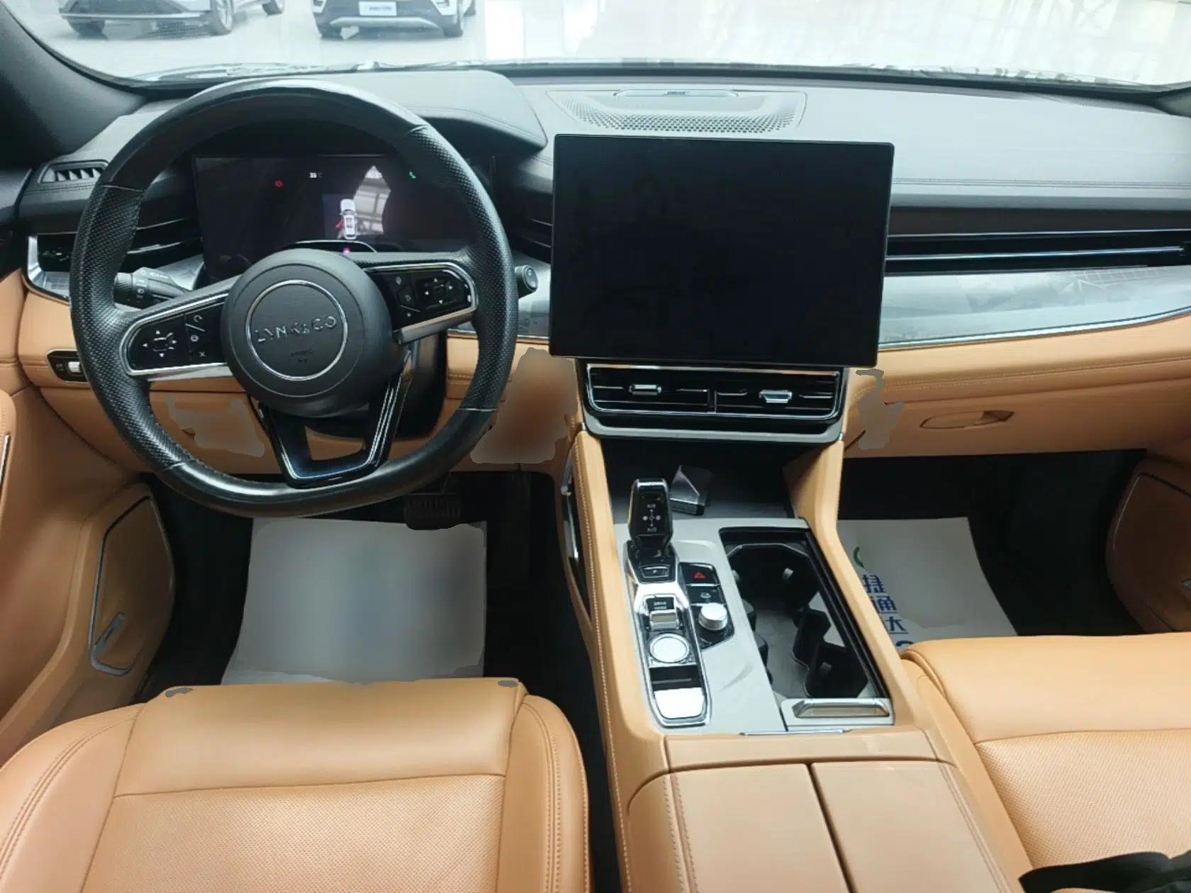 Lynk & Co 09 EM-P 2024 2.0TD EM-P Four-Wheel Drive ULTRA Six-Seater — миниатюра 12