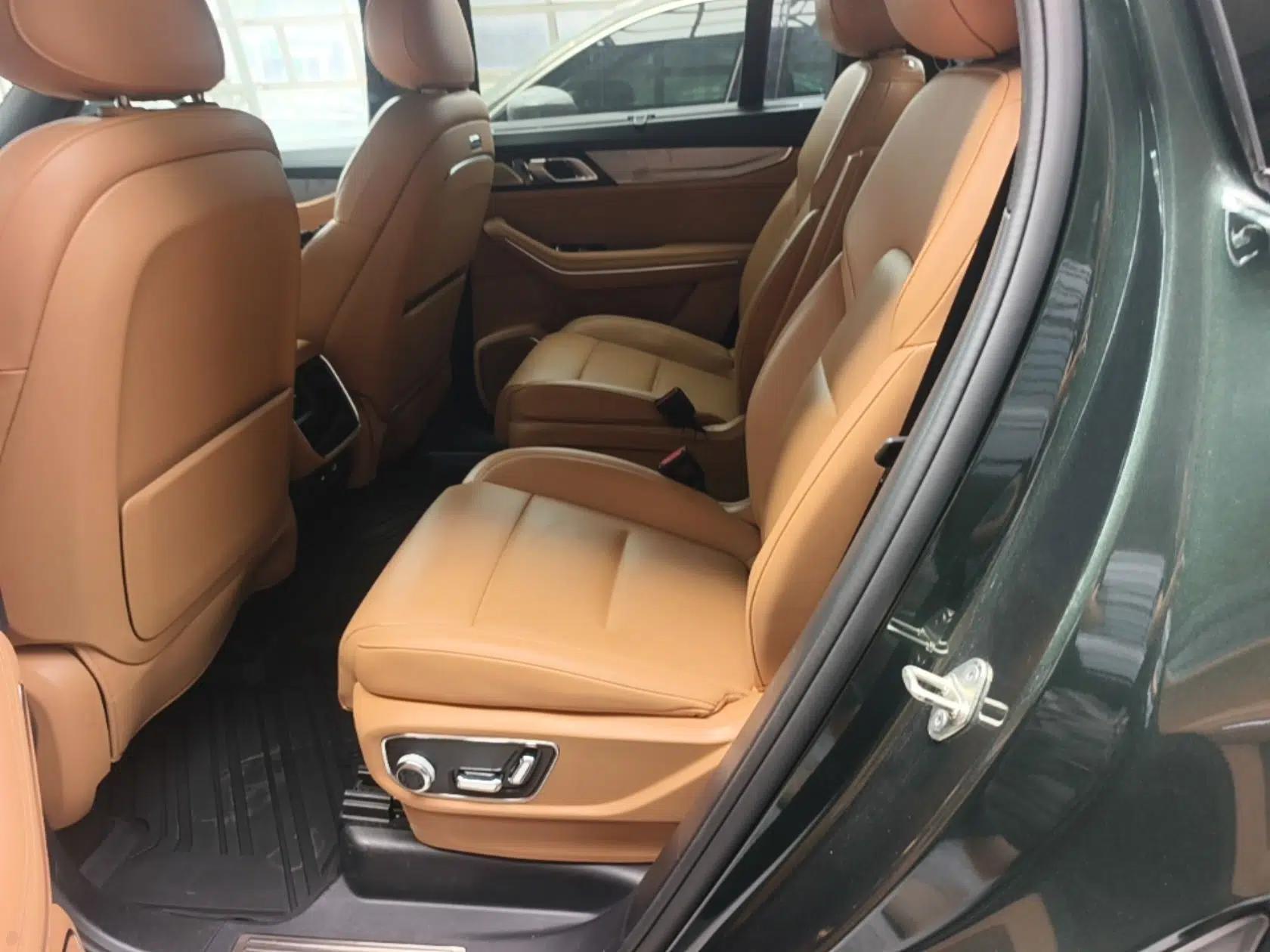 Lynk & Co 09 EM-P 2024 2.0TD EM-P Four-Wheel Drive ULTRA Six-Seater — миниатюра 20