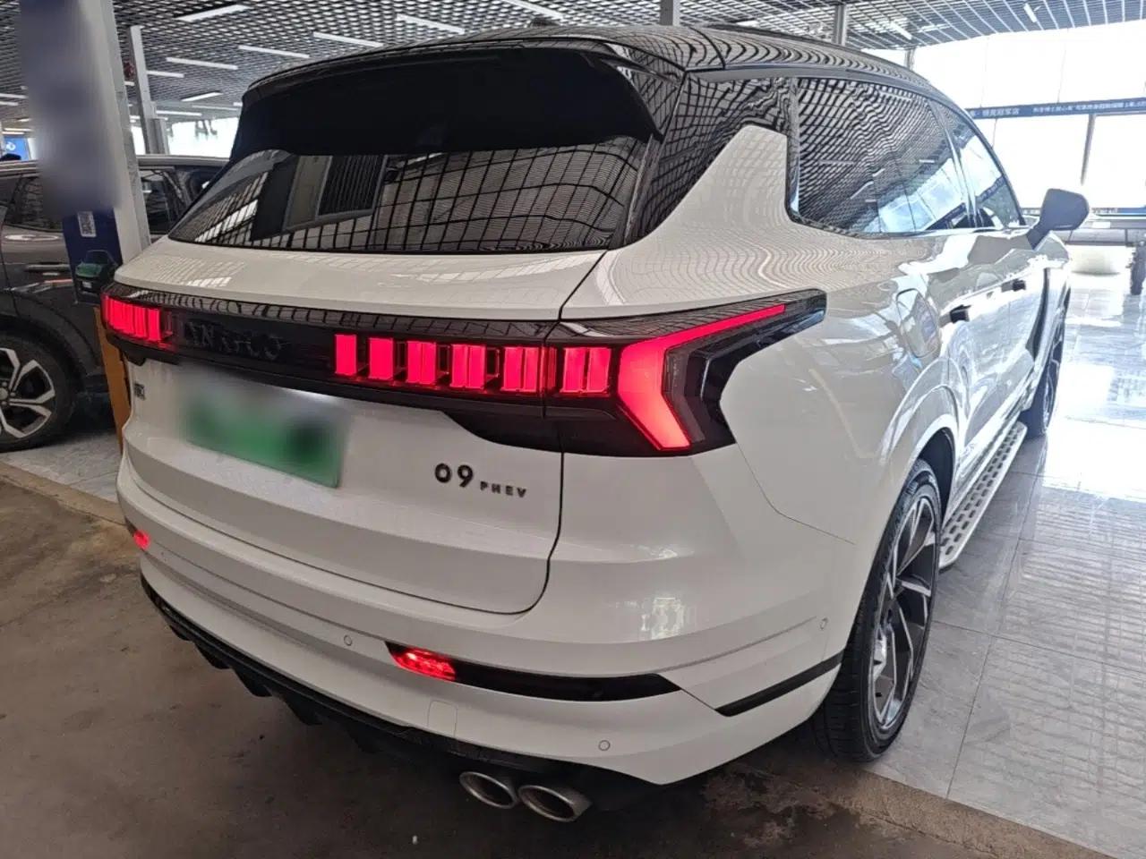 Lynk & Co 09 EM-P 2021 2.0T PHEV Ultra Six-Seater — миниатюра 6