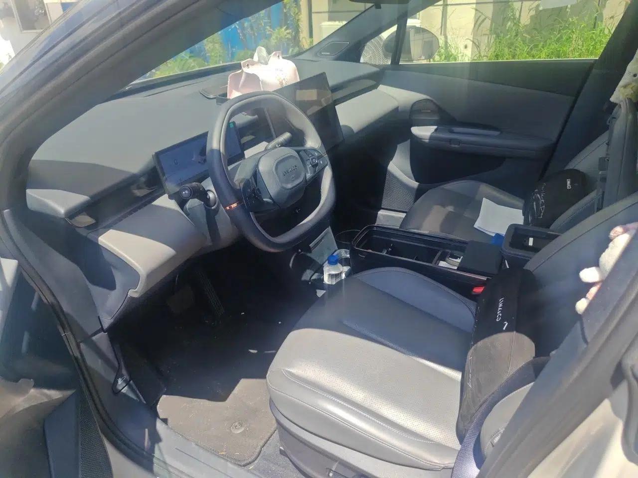 Lynk & Co Z20 2025 530 km Range Rear-Wheel Drive Pro — миниатюра 15