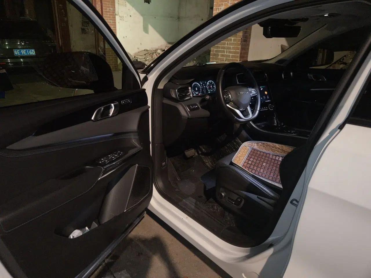 Lynk & Co 01 EM-P 2019 1.5T PHEV JingPro National VI — миниатюра 16