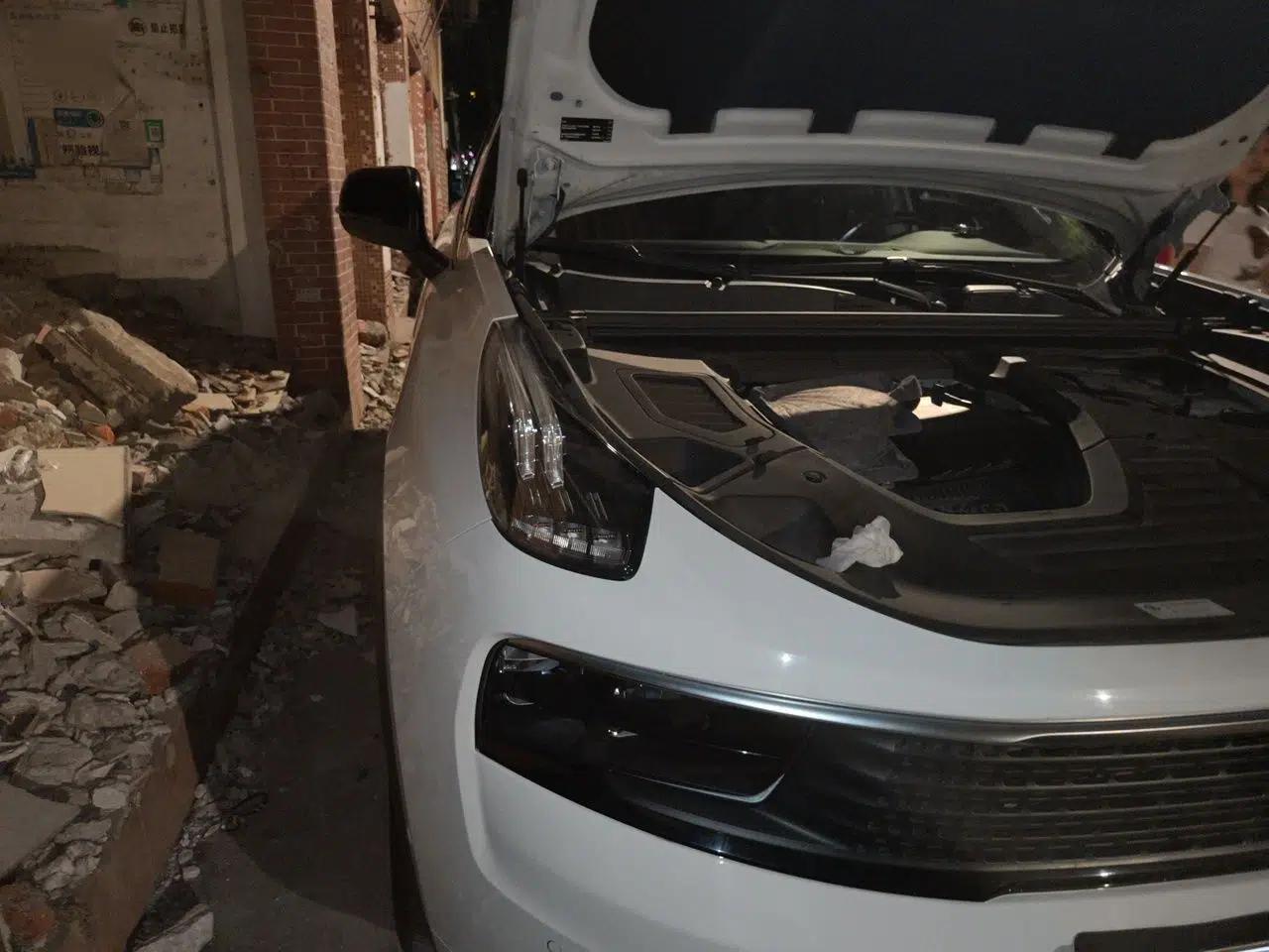 Lynk & Co 01 EM-P 2019 1.5T PHEV JingPro National VI — миниатюра 7