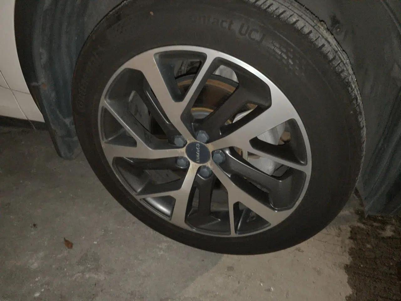 Lynk & Co 01 EM-P 2019 1.5T PHEV JingPro National VI — миниатюра 8