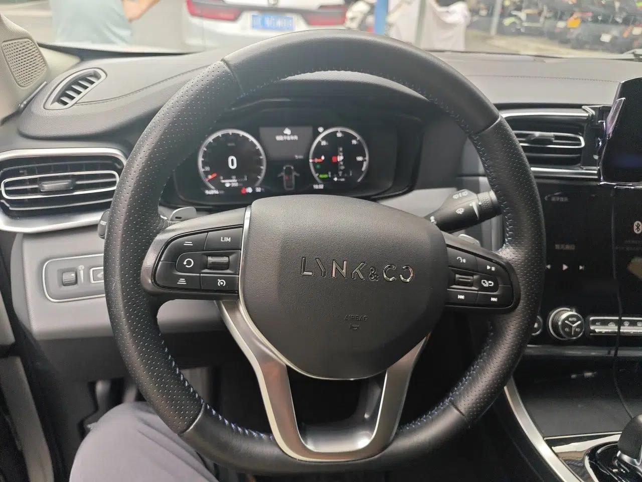 Lynk & Co 01 EM-P 2019 1.5T PHEV Jing Meeting China VI Emission Standards — миниатюра 10