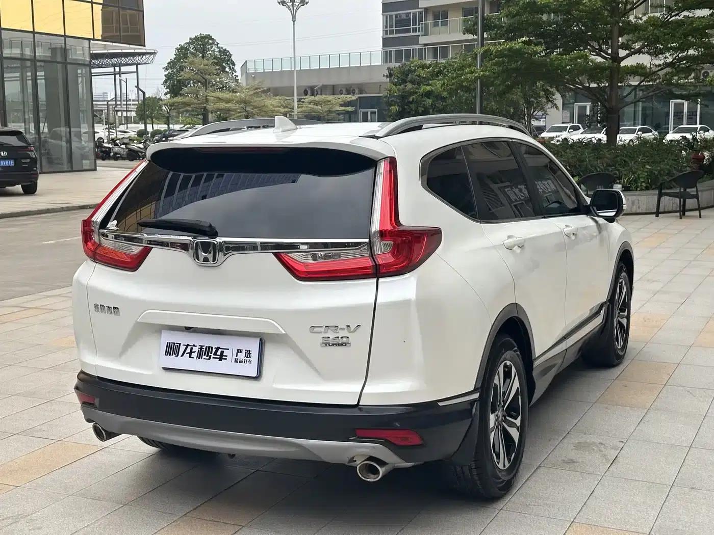 Honda CR-V 2019 Radiant Edition Plus 240TURBO CVT 2WD Fashion Edition (China VI Emission Standard) — миниатюра 16