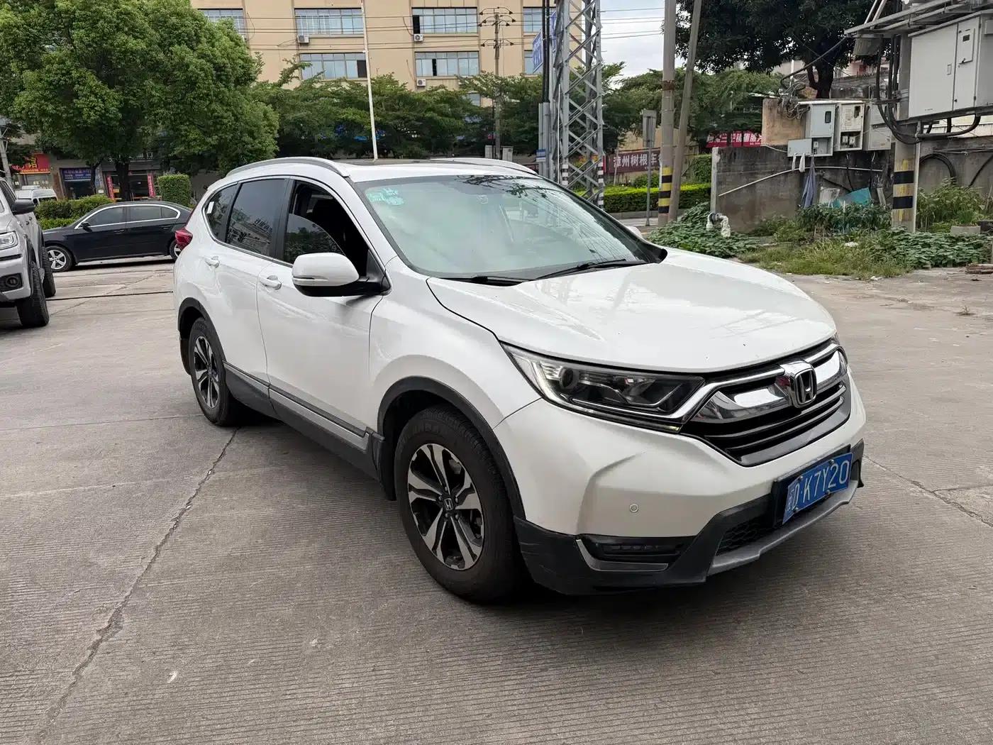 Honda CR-V 2017 240TURBO CVT 2WD Fashion Edition — миниатюра 3