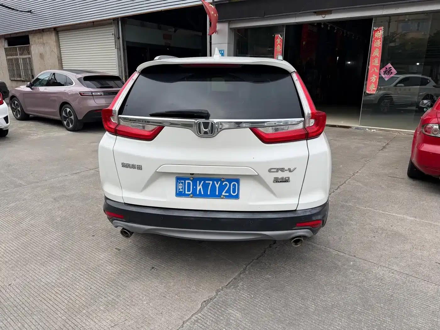 Honda CR-V 2017 240TURBO CVT 2WD Fashion Edition — миниатюра 5