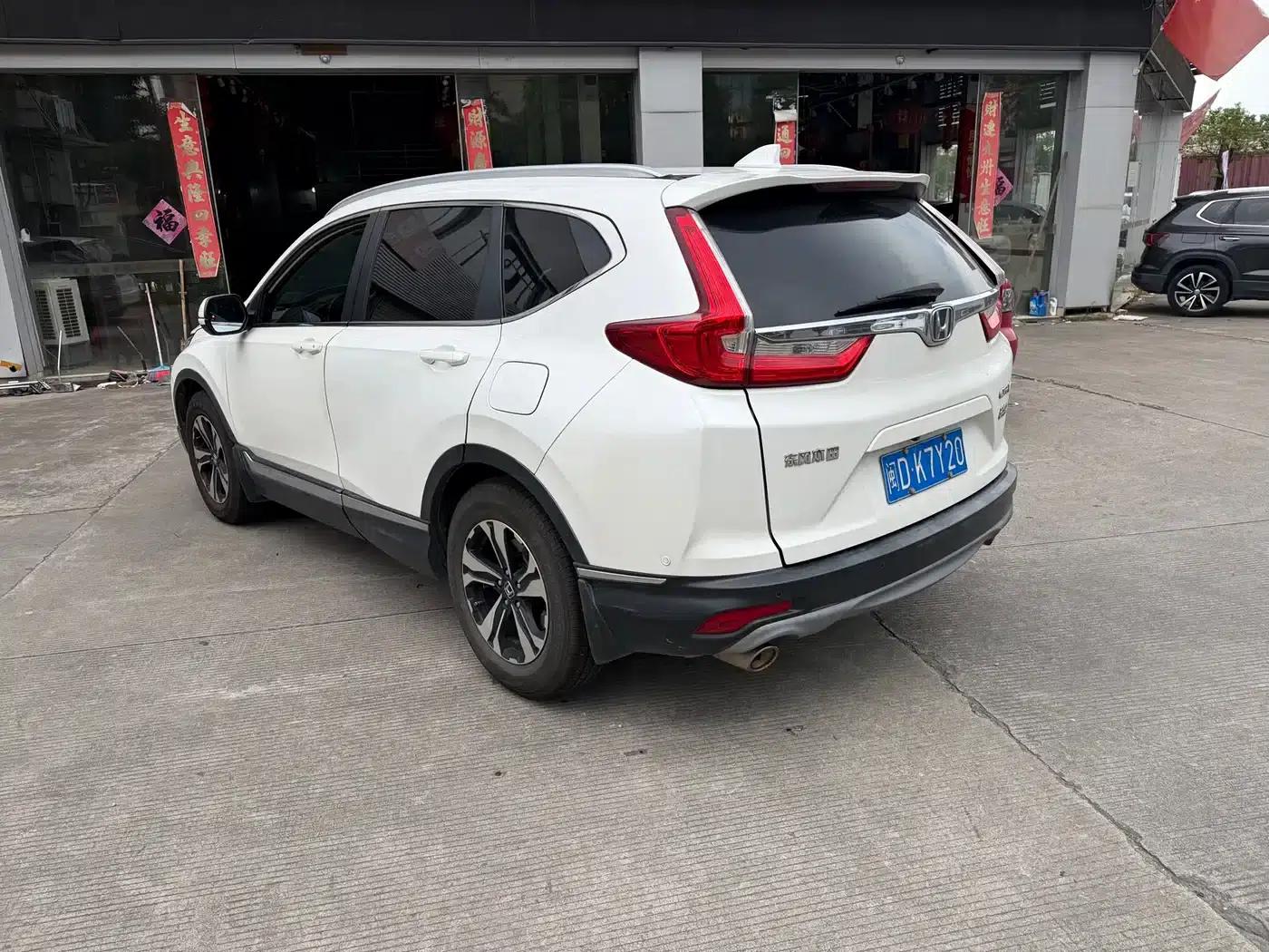 Honda CR-V 2017 240TURBO CVT 2WD Fashion Edition — миниатюра 6