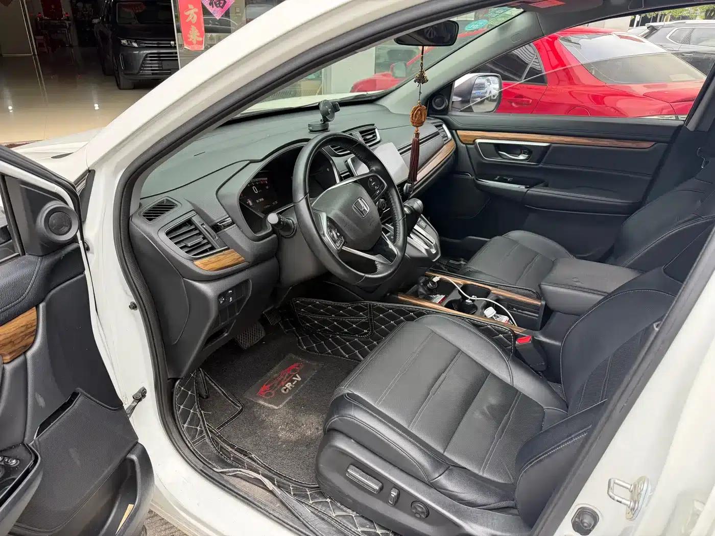 Honda CR-V 2017 240TURBO CVT 2WD Fashion Edition — миниатюра 7