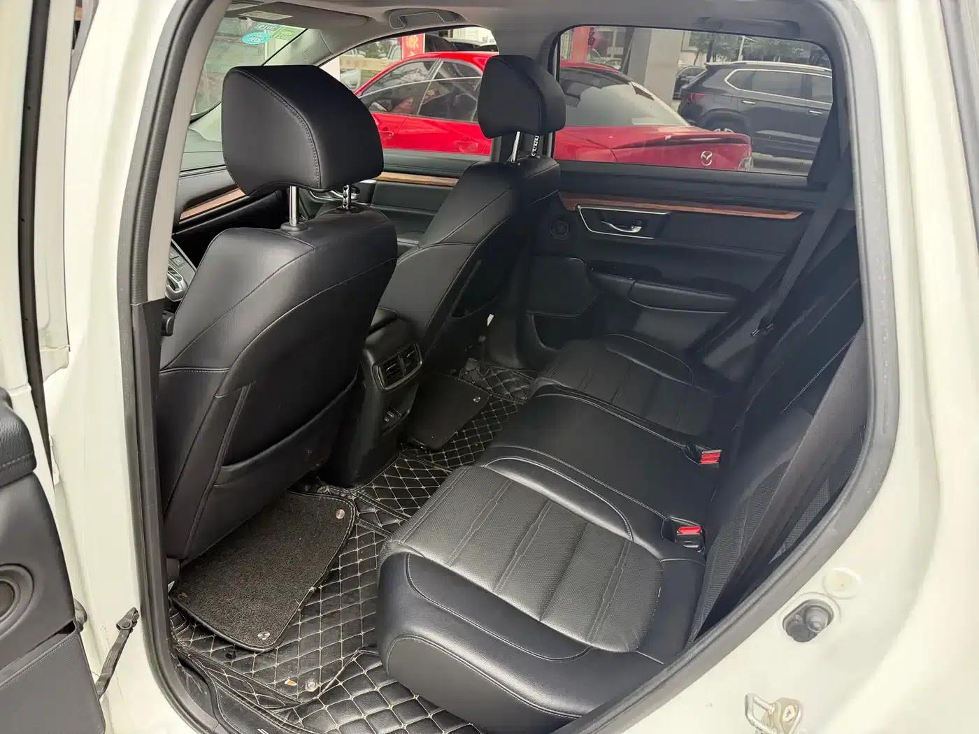 Honda CR-V 2017 240TURBO CVT 2WD Fashion Edition — миниатюра 8
