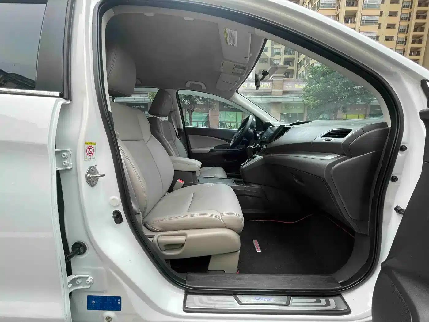 Honda CR-V 2013 2.0L 2WD Classic Edition — миниатюра 13