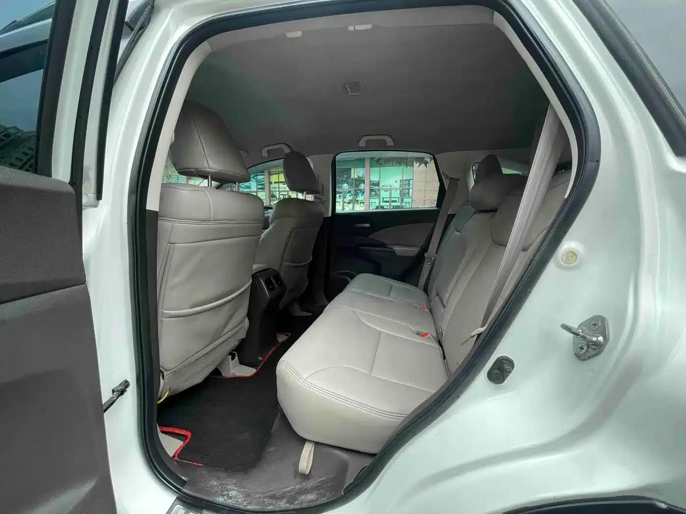 Honda CR-V 2013 2.0L 2WD Classic Edition — миниатюра 14