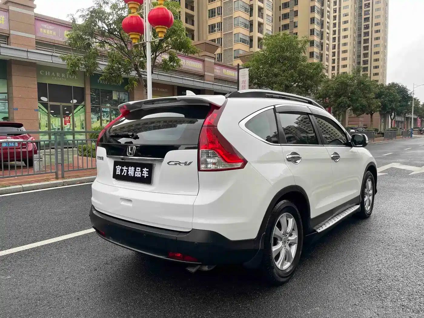 Honda CR-V 2013 2.0L 2WD Classic Edition — миниатюра 3