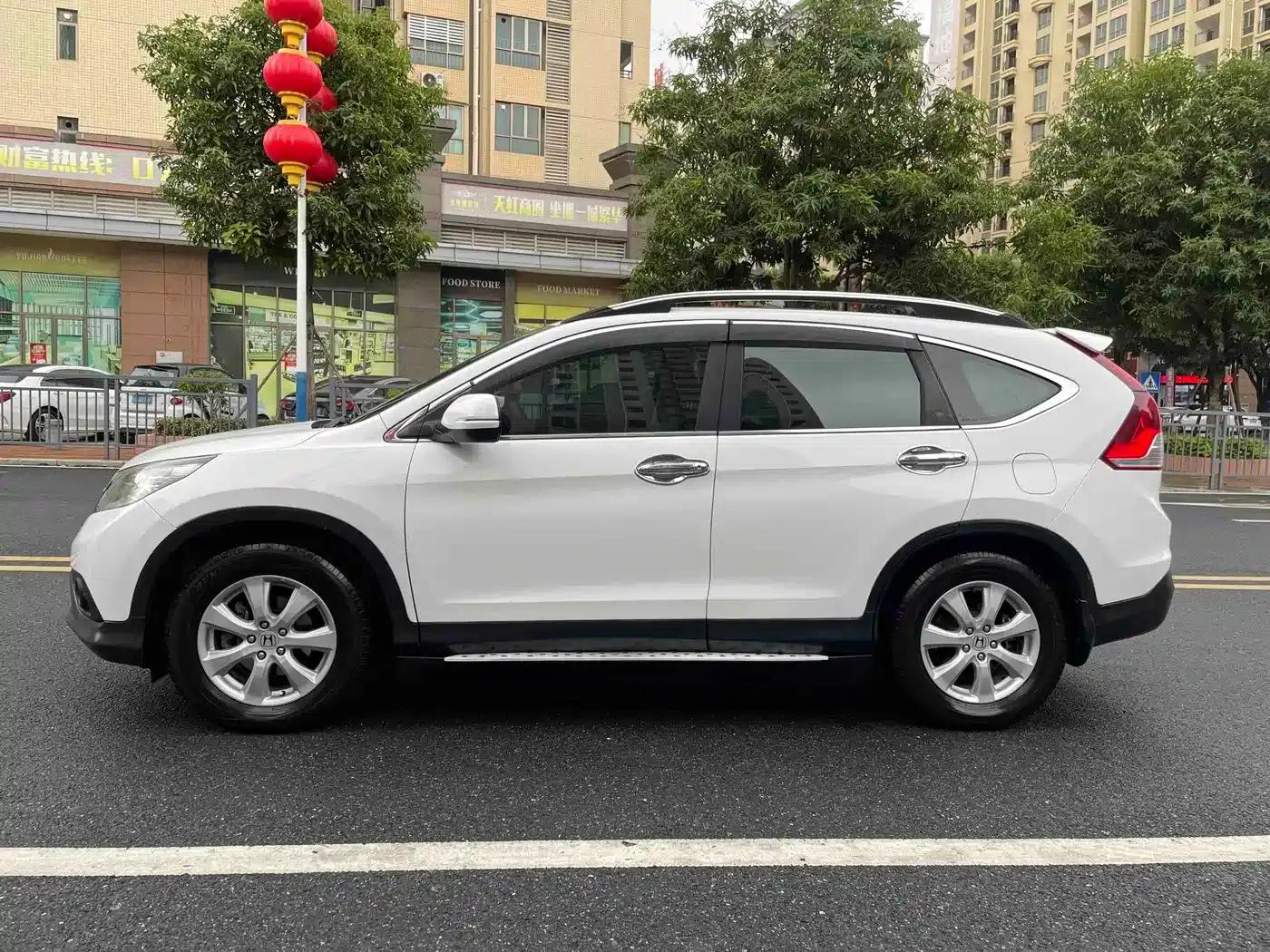 Honda CR-V 2013 2.0L 2WD Classic Edition — миниатюра 7