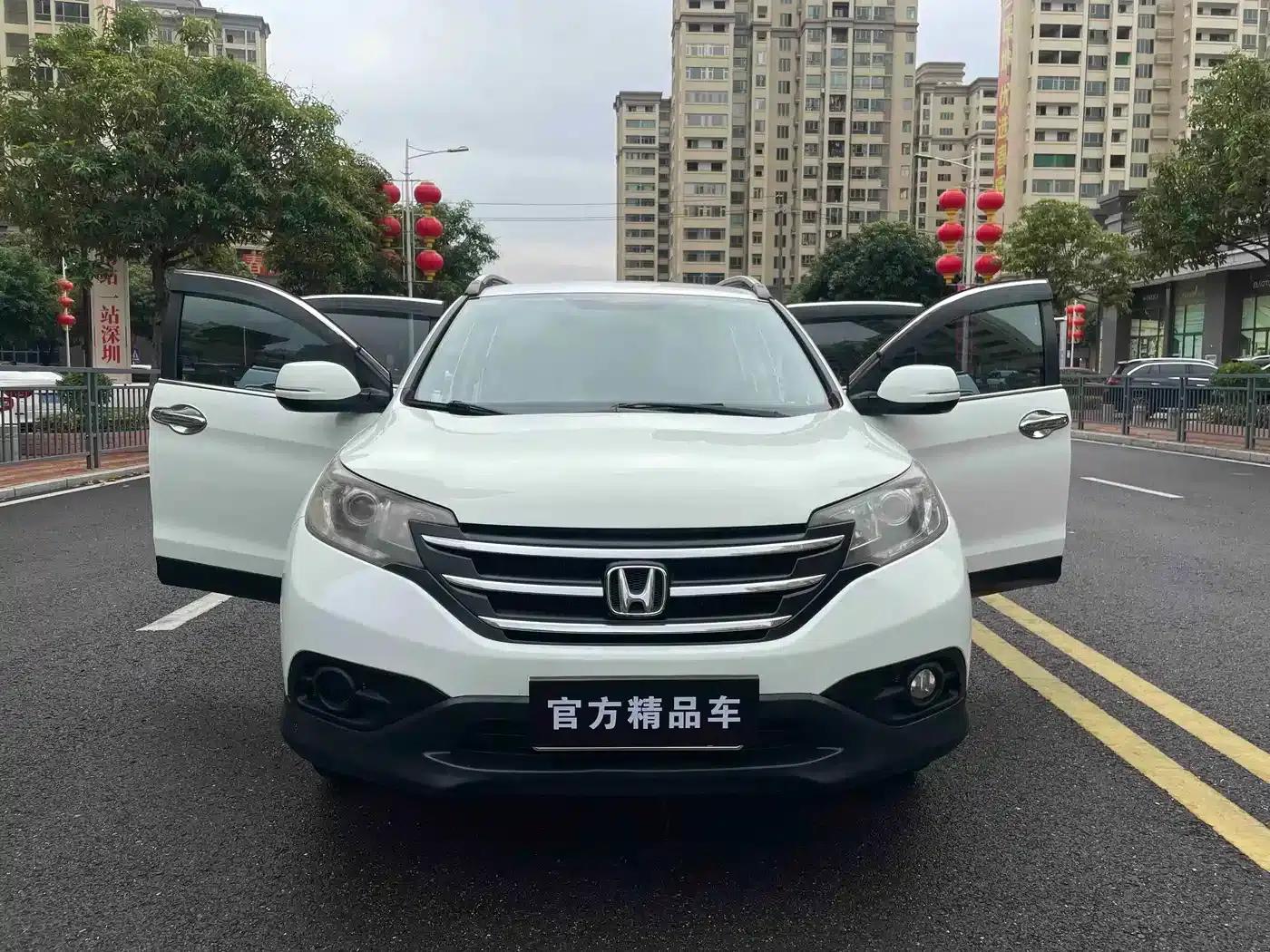 Honda CR-V 2013 2.0L 2WD Classic Edition — миниатюра 9