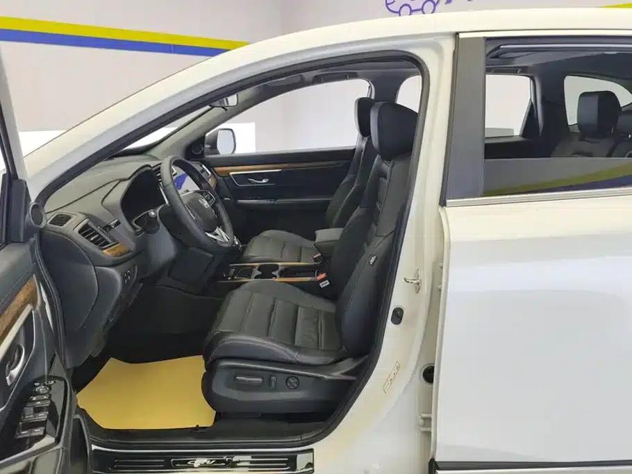 Honda CR-V 2021 240TURBO CVT 2WD Fashion Edition — миниатюра 9