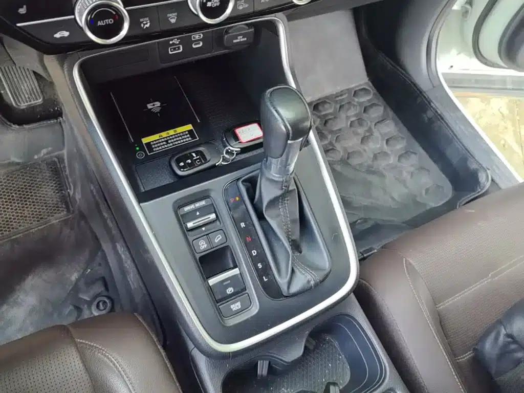 Honda CR-V 2023 240TURBO 2WD Premium Edition 7-seater — миниатюра 14