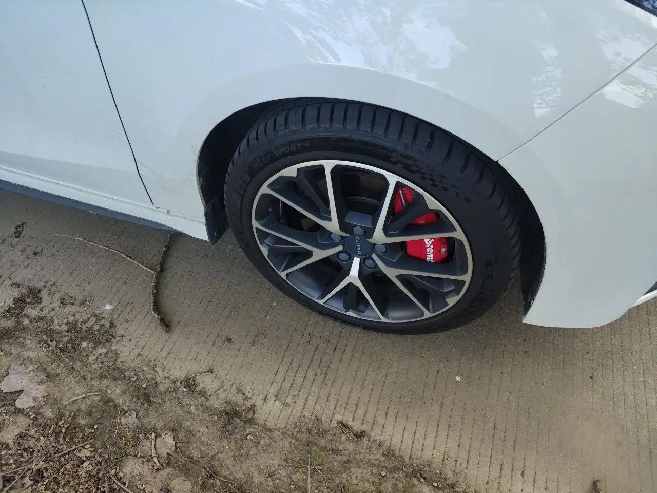Lynk & Co 03 New Energy 2021 1.5T PHEV Pro — миниатюра 8