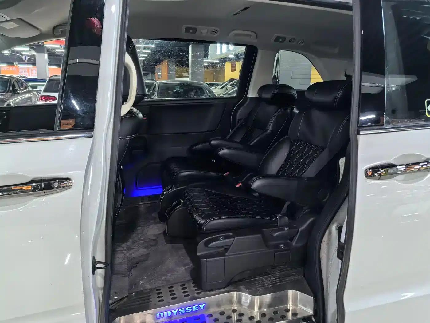 Odyssey 2021 2.0L Elite Comfort Edition — миниатюра 5