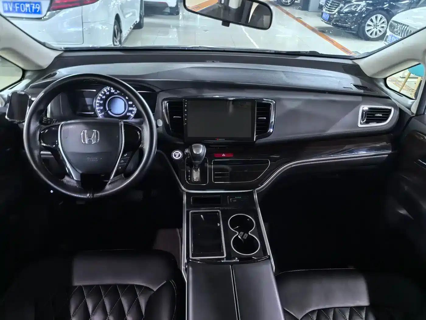 Odyssey 2021 2.0L Elite Comfort Edition — миниатюра 6