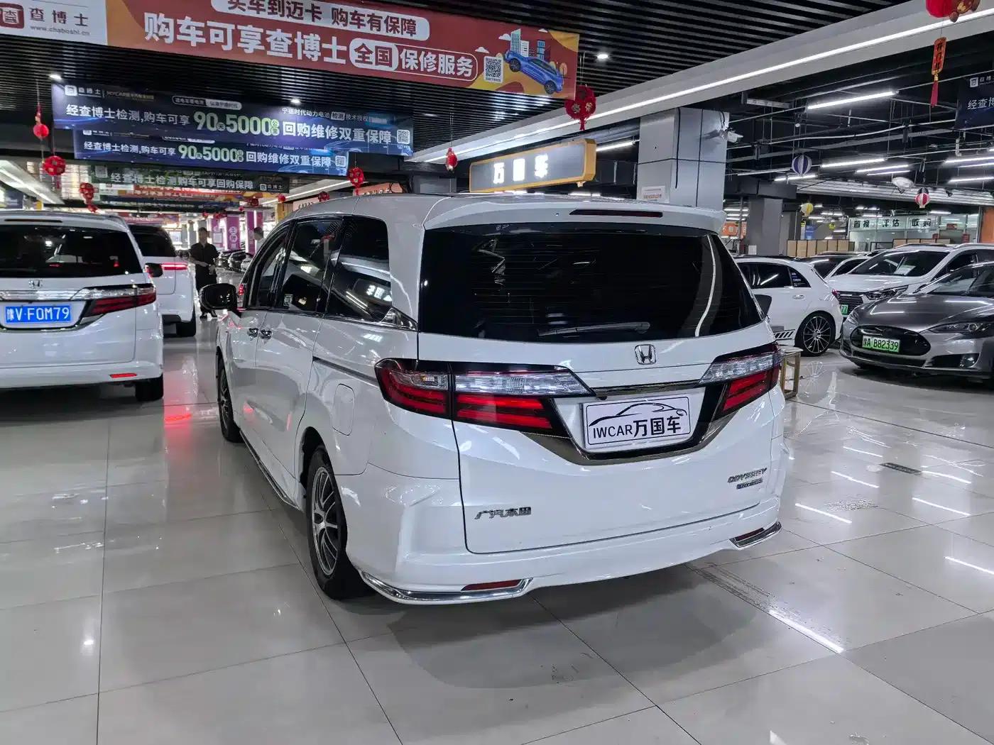 Odyssey 2021 2.0L Elite Comfort Edition — миниатюра 8