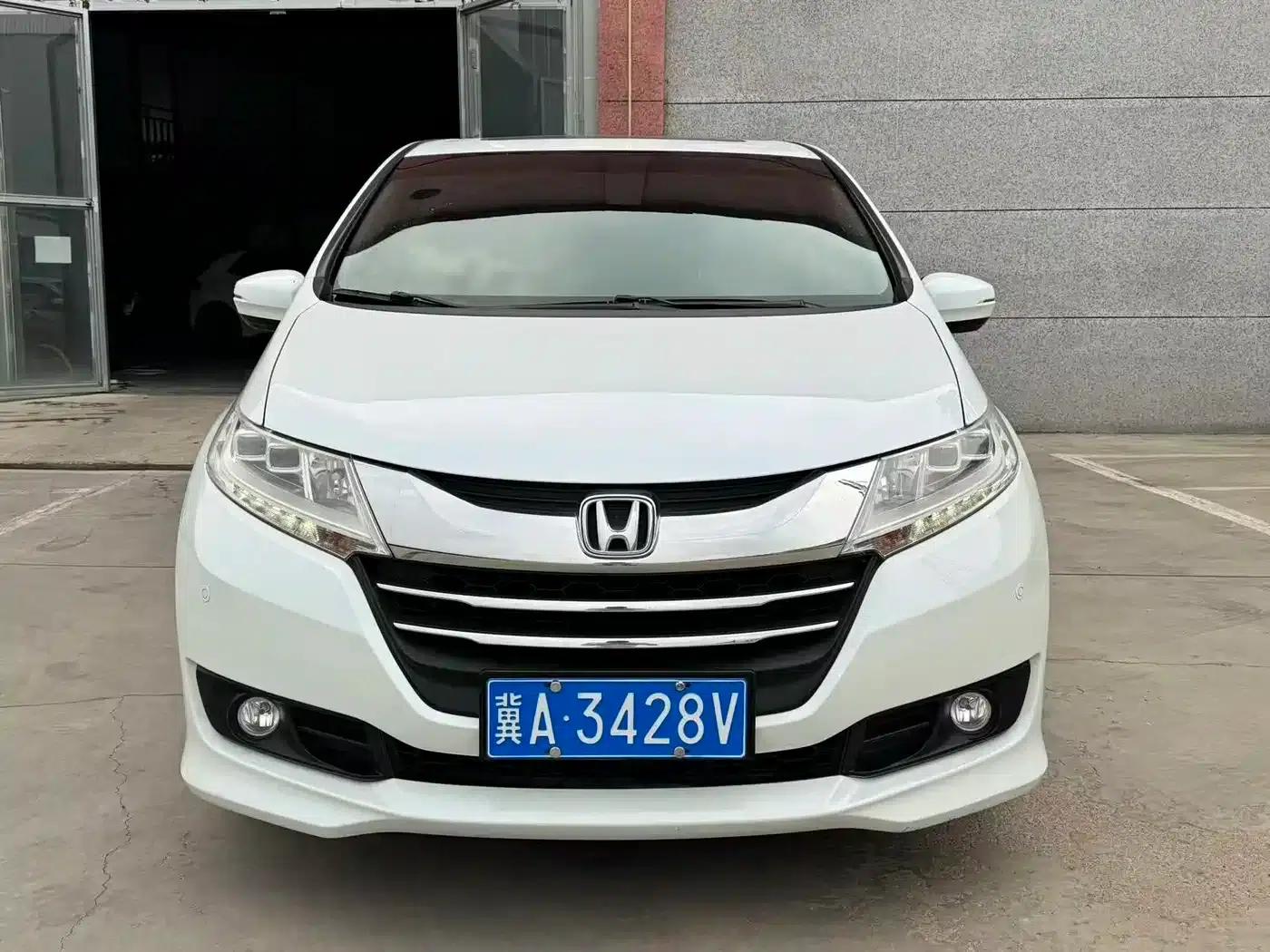 Odyssey 2017 2.4L Smart Edition — миниатюра 2