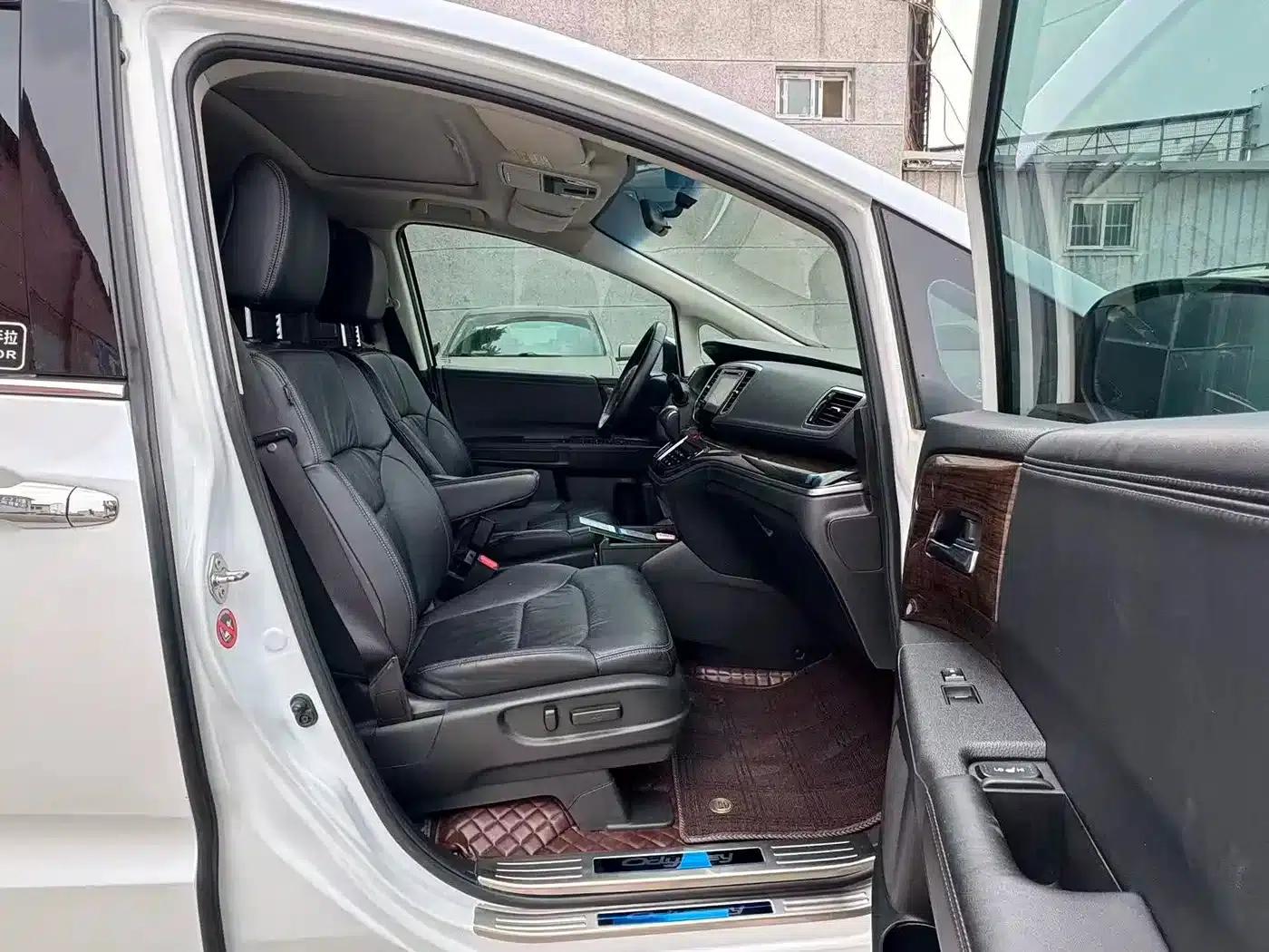 Odyssey 2017 2.4L Smart Edition — миниатюра 8