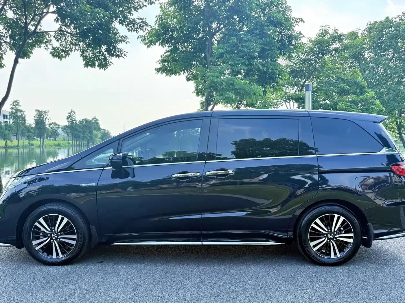 Odyssey 2019 2.0L Elite Premium Edition — миниатюра 2